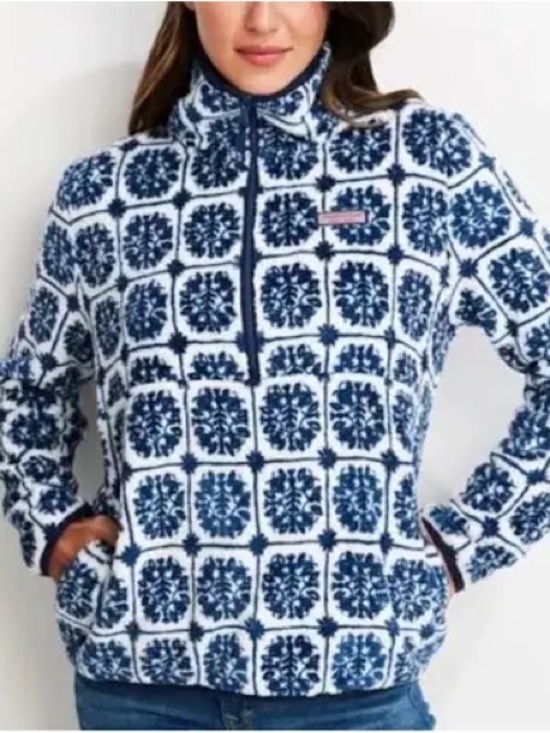 Vineyard Vines Sweaters - Vineyard Vines island geometric tile print quarter fleece pullover size large